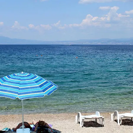 Apartment With Parking Space Njivice, Krk - 20505 *