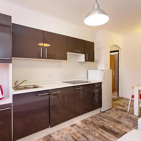 With Parking Space Njivice, Krk - 20505 Apartment Njivice